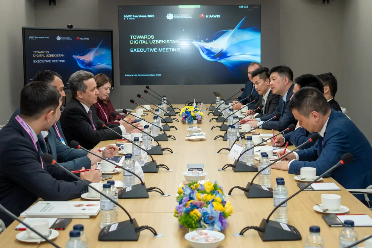 Huawei компанияси билан рақамли инфратузилма соҳасида ҳамкорлик истиқболлари муҳокама қилинди